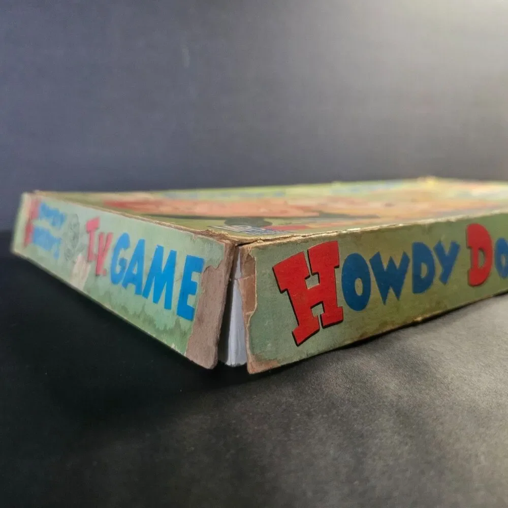 Milton Bradley vintage 1950s
